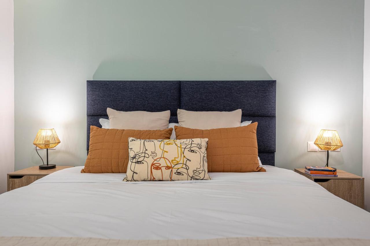 Phaedrus Living: City Center Luxury Flat Loukianou 雅典 外观 照片
